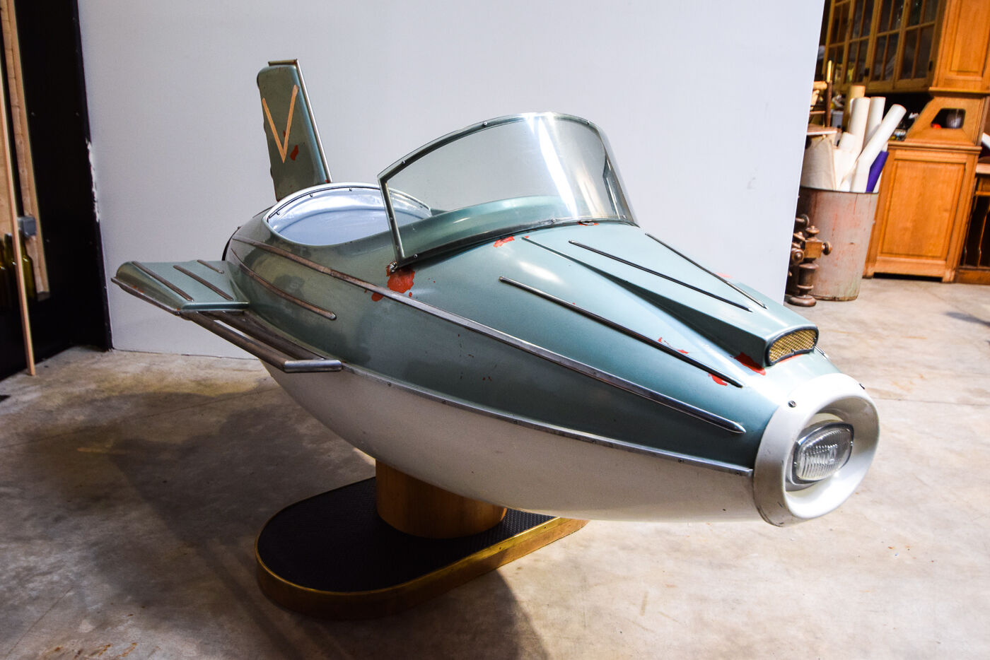 Airplane ride subject