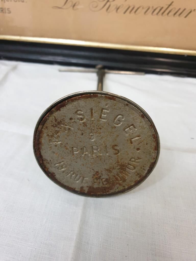 Door Hat - SIEGEL display