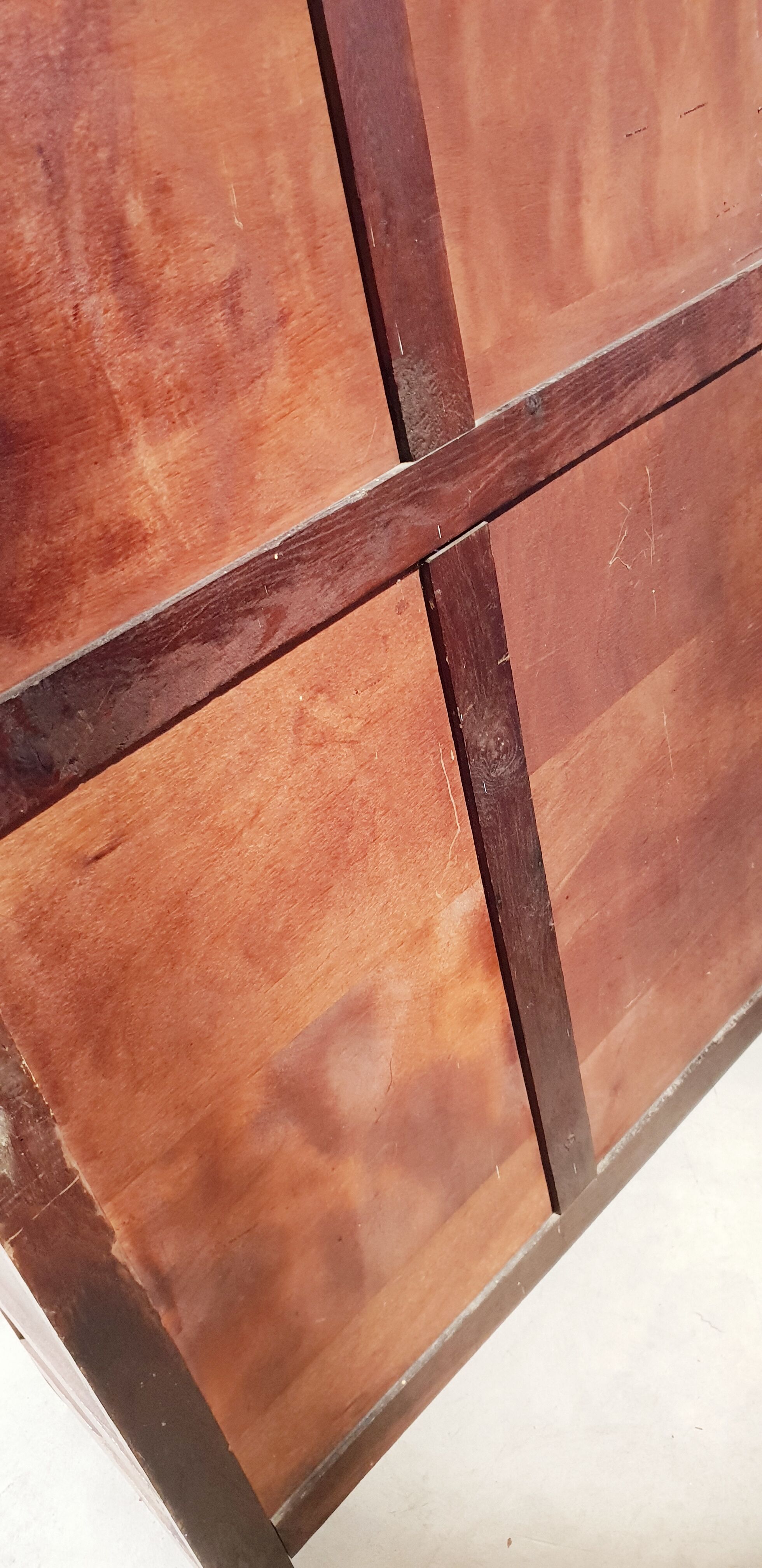 Armoire vintage