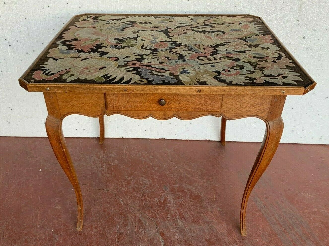 Game table