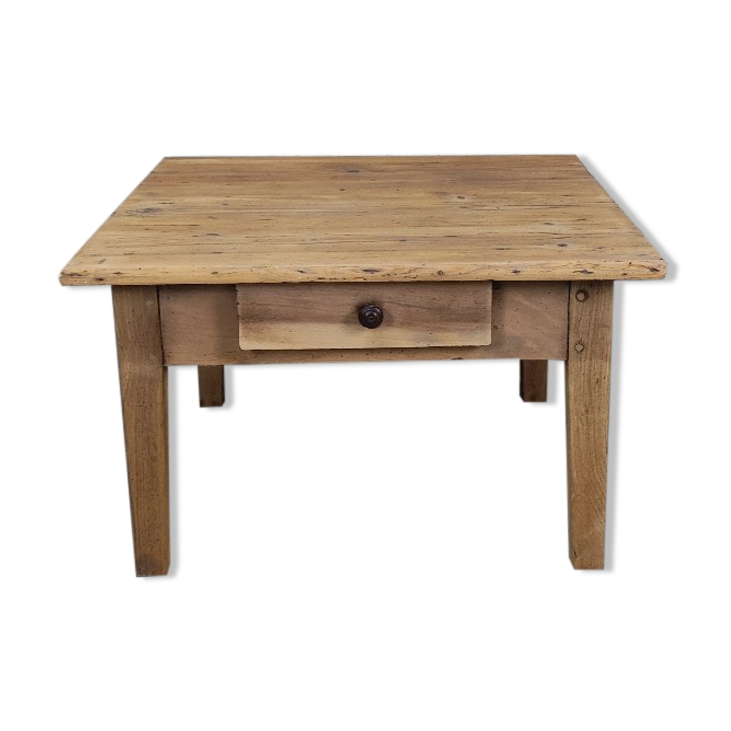 Table basse de ferme