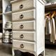 Chiffonnier 5 tiroirs en bois blanc