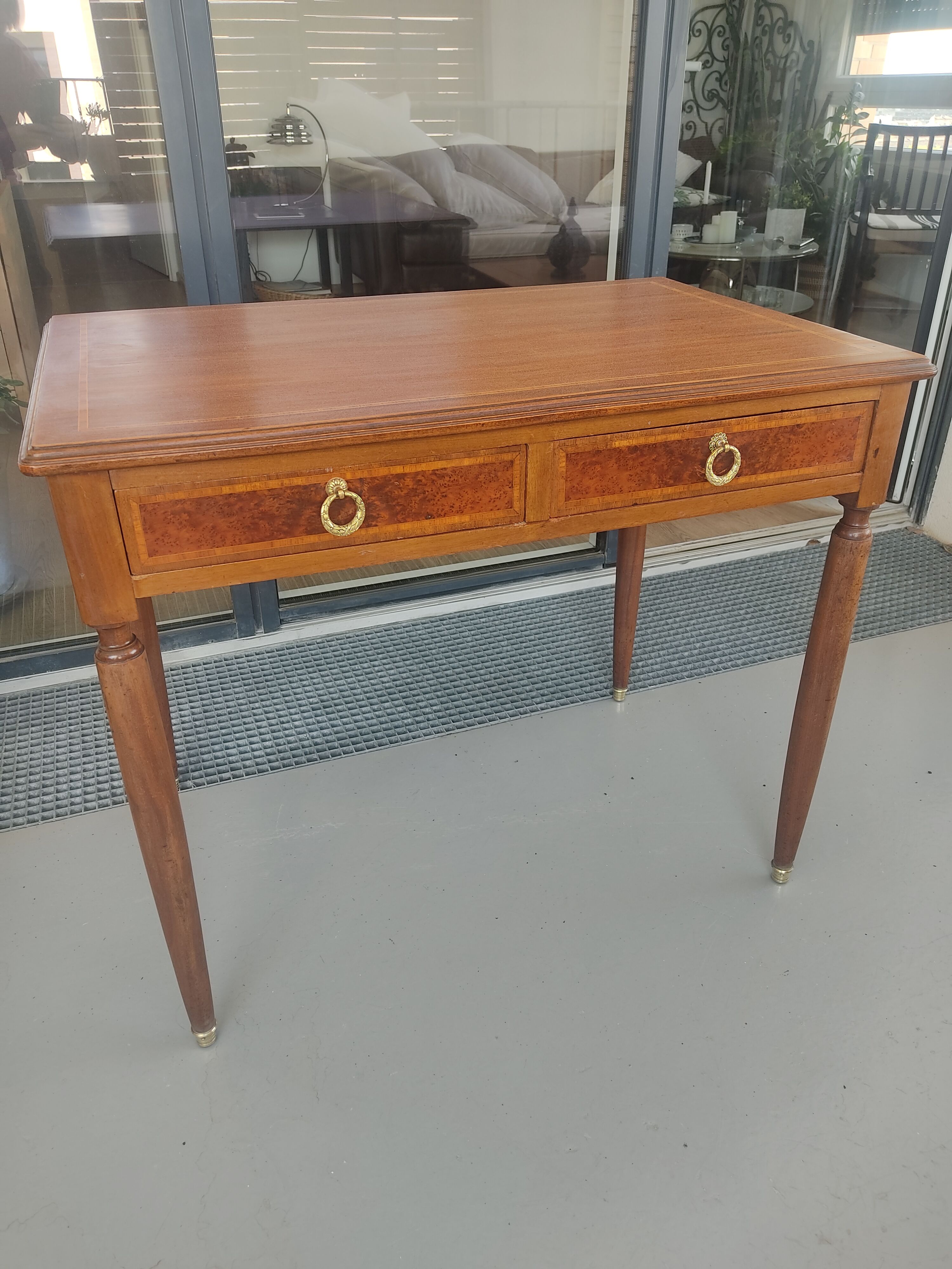 Bureau en bois