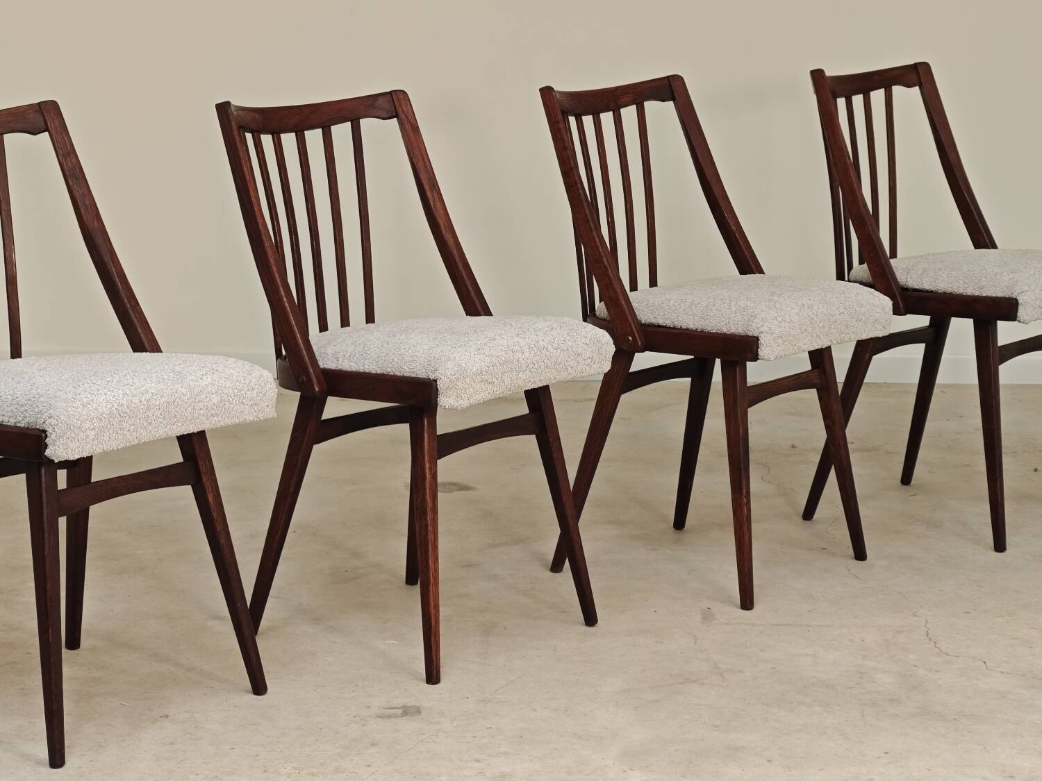 Set of 4 grey bouclette chairs by Antonin Suman