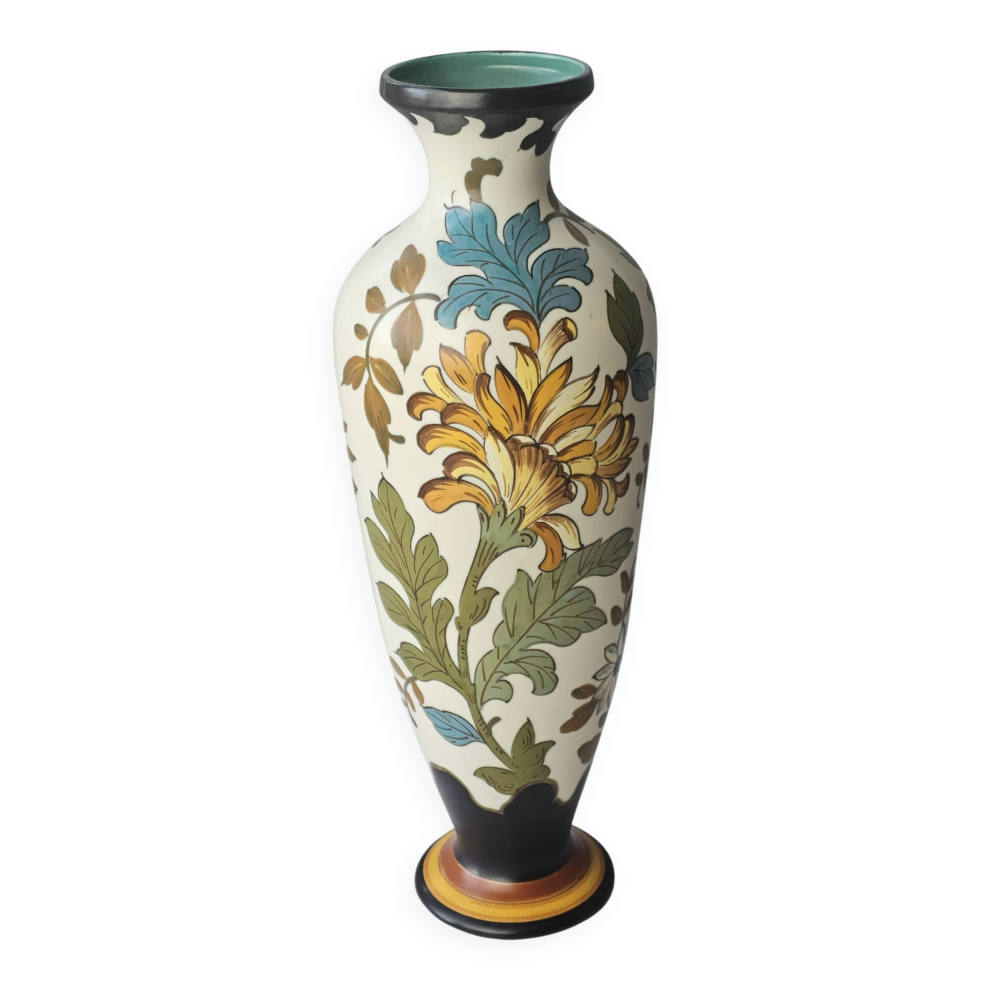 Large multicoloured floral vase in Royal Gouda Porcelain, Zuid Holland.