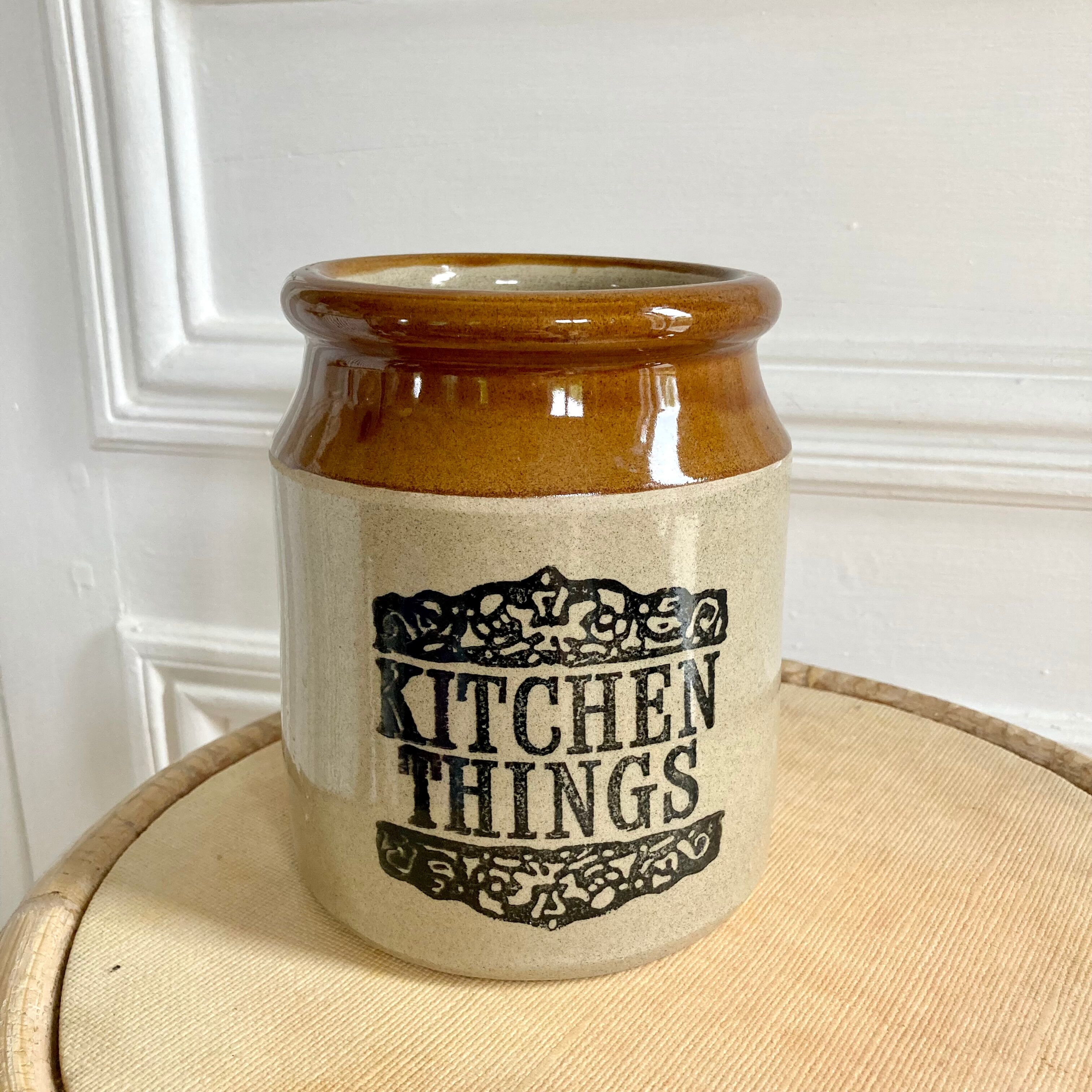 English two-tone stoneware pot