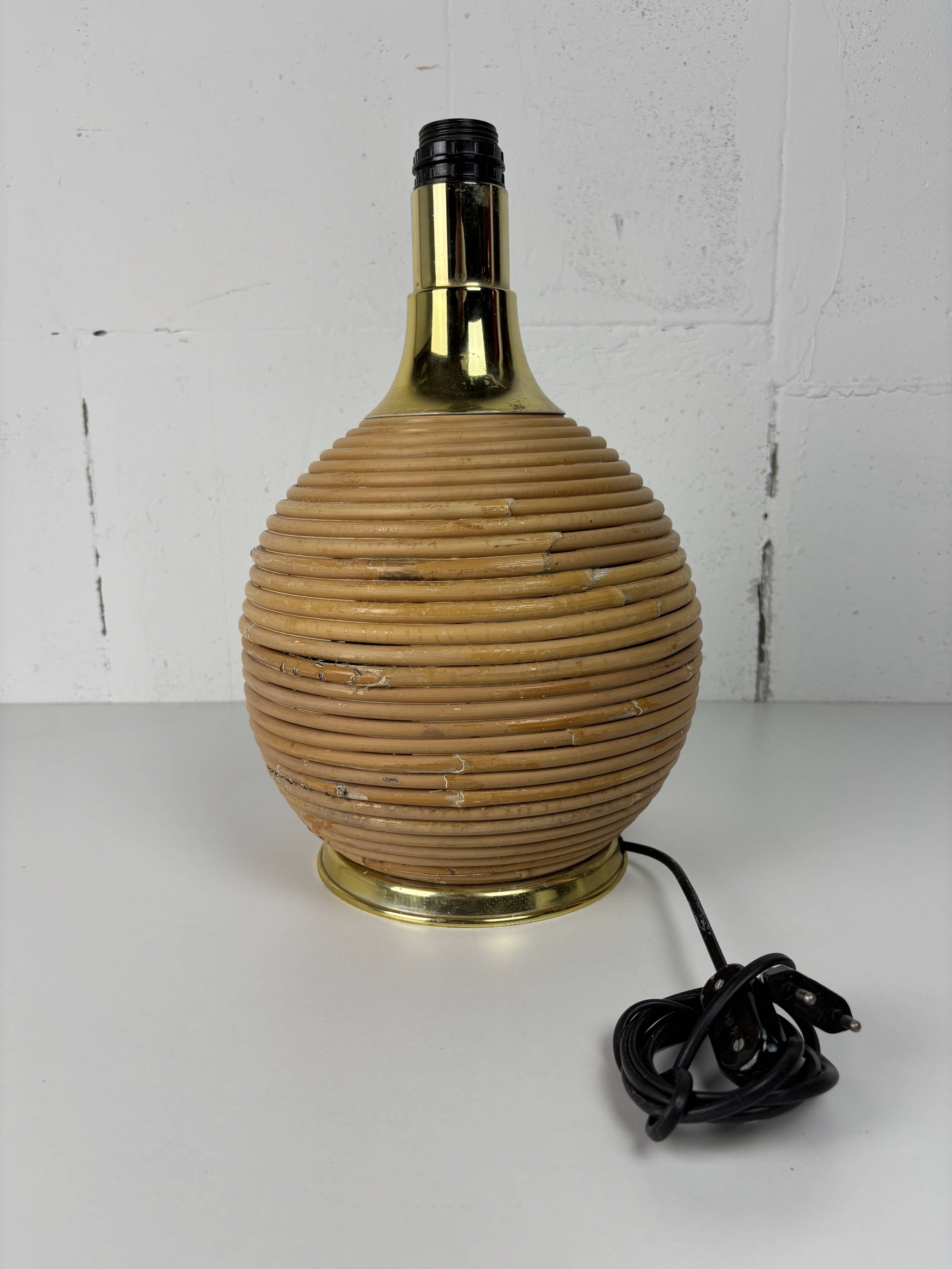 Large midcentury pencil reed rattan bamboo and brass table lamp Italy 1970s