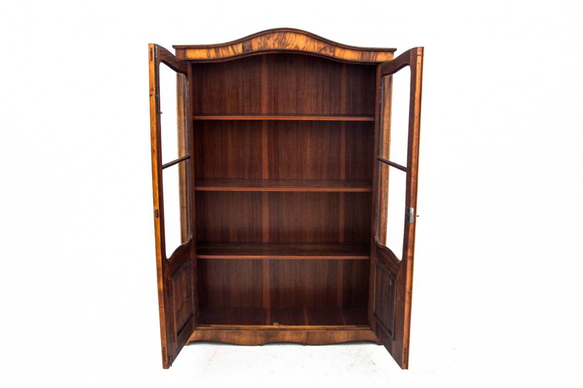 Library - antique display case, Northern Europe, around 1890.