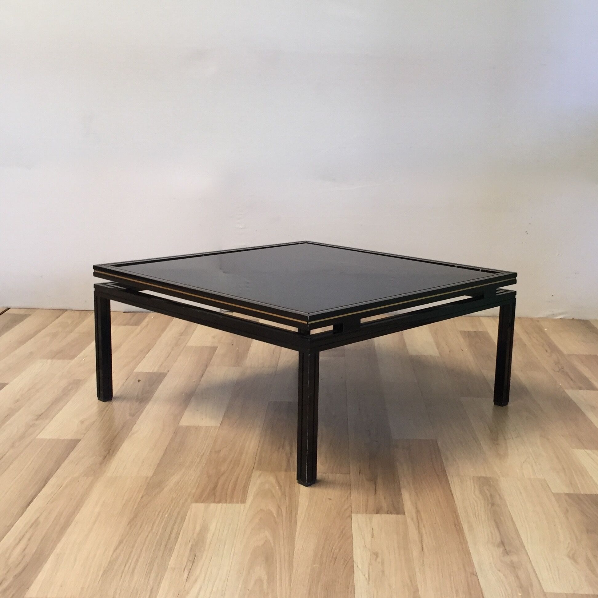 Table basse de Pierre Vandel