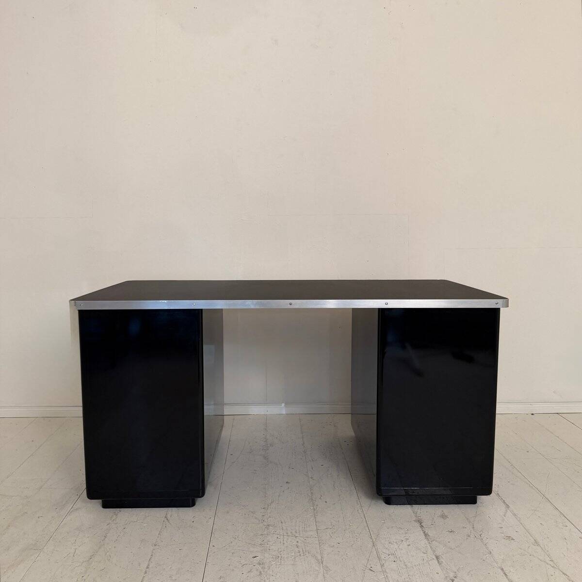 German Bauhaus Writing Desk in Black Lacquered Metal, 1925
