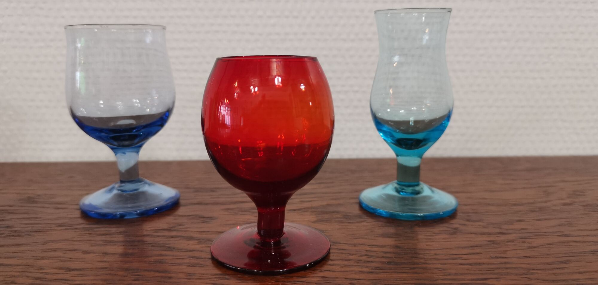Set of 6 old liquor glasses on mismatched feet