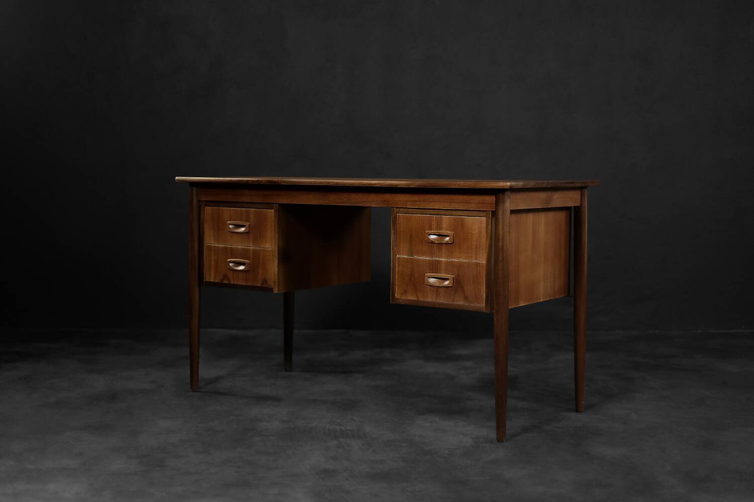 Classic vintage Scandinavian modern teak wood desk with drawers, 1960s
