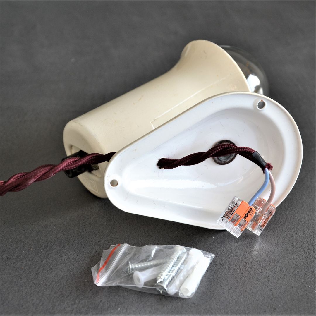 Vintage articulated metal spotlight - cream color -