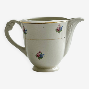 Faiencerie d'Orchies milk jug.