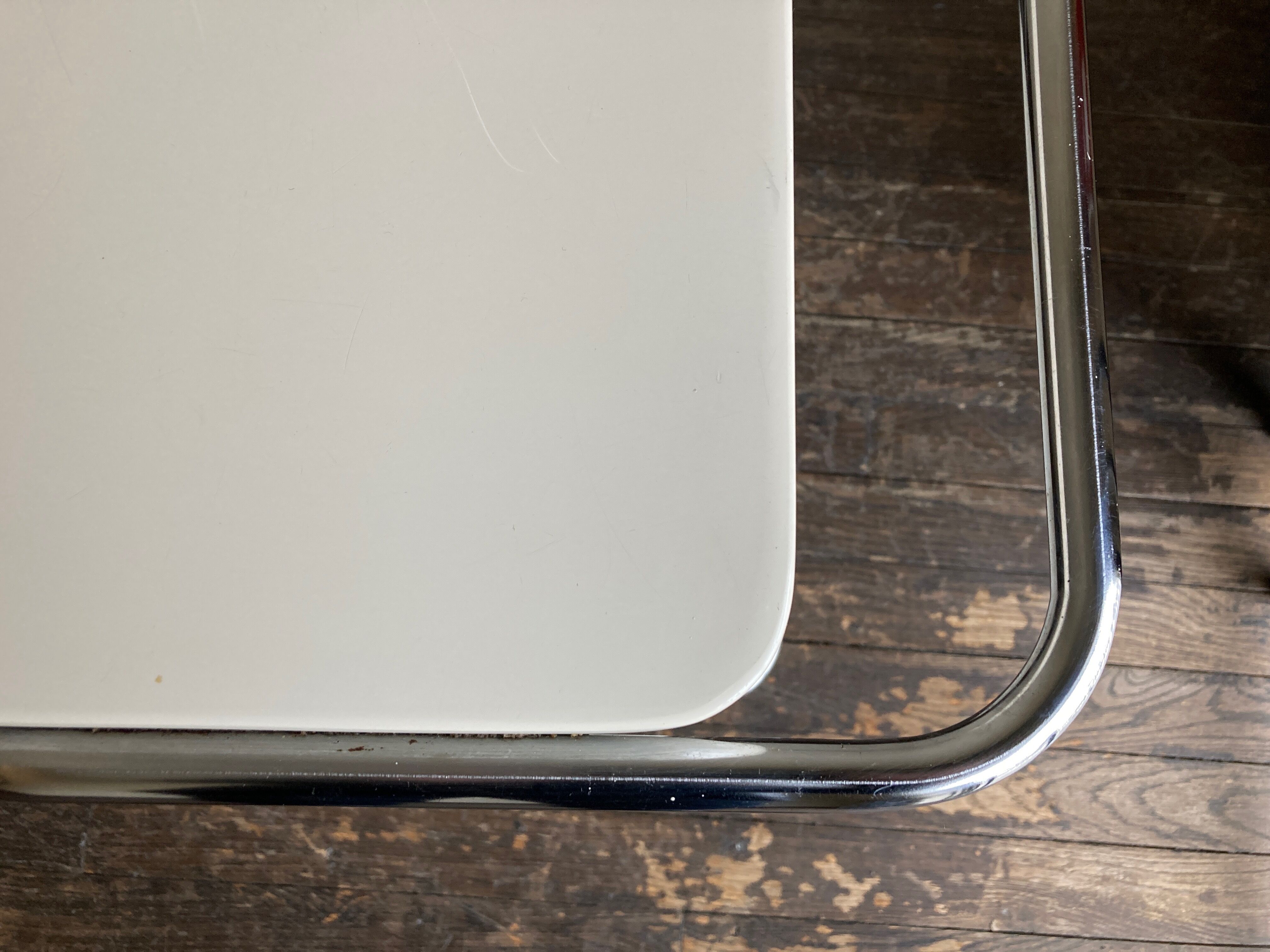 White trolley Italian design side table 1970