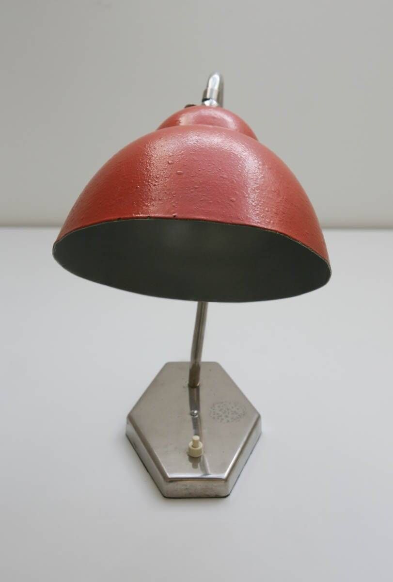 Lampe de table rouge des années 60 d'Inkop.