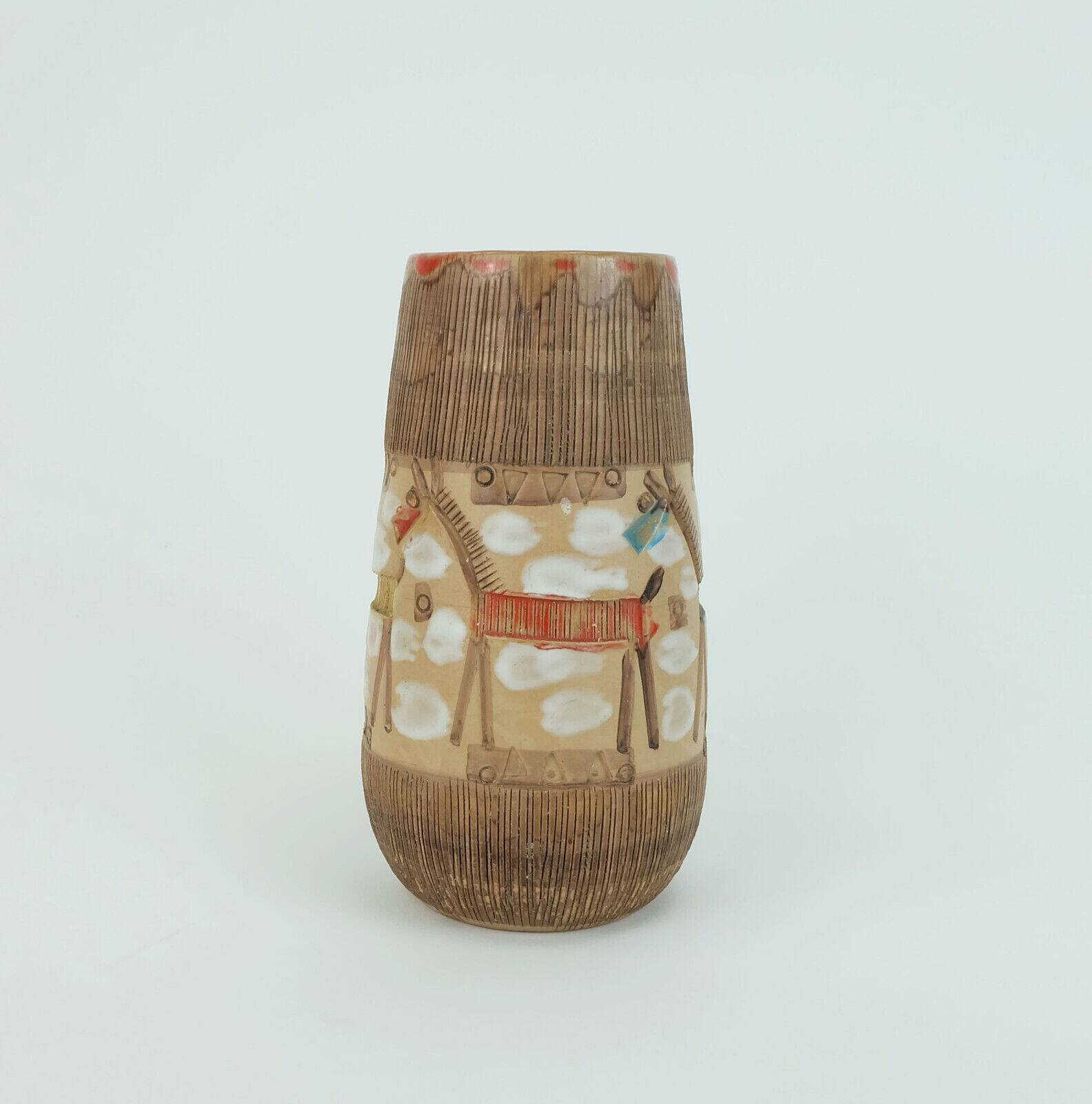 Italian mid century vase fratelli fanciullacci horse sgraffito decor rare glaze variation
