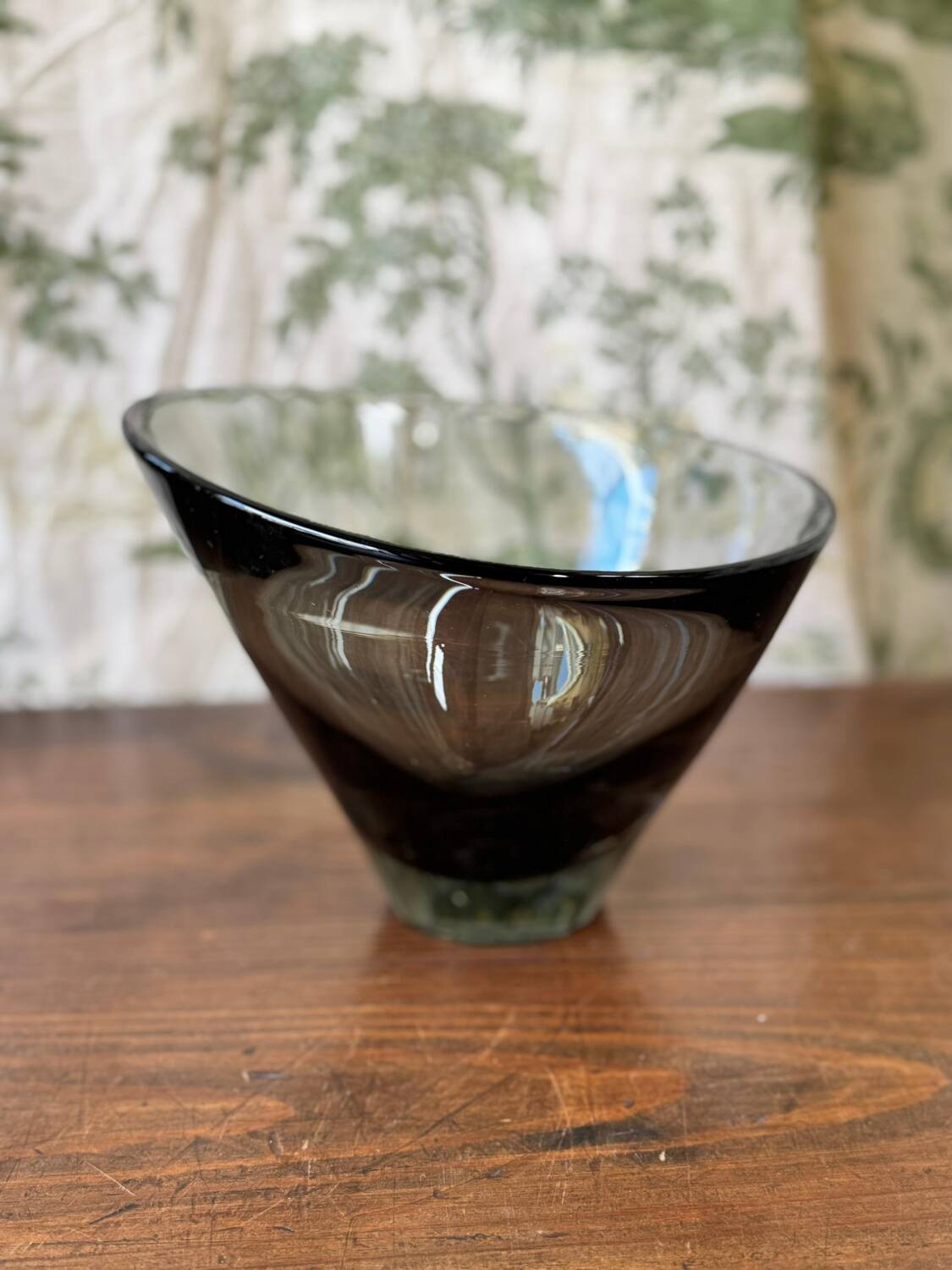 Large asymmetrical bowl designed by Per Lütken for Holmegaard