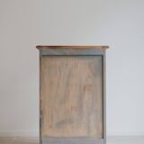 Commode à 5 tiroirs en bois naturel et fond bleu en chêne semi-massif