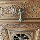 Superb Breton buffet finely carved