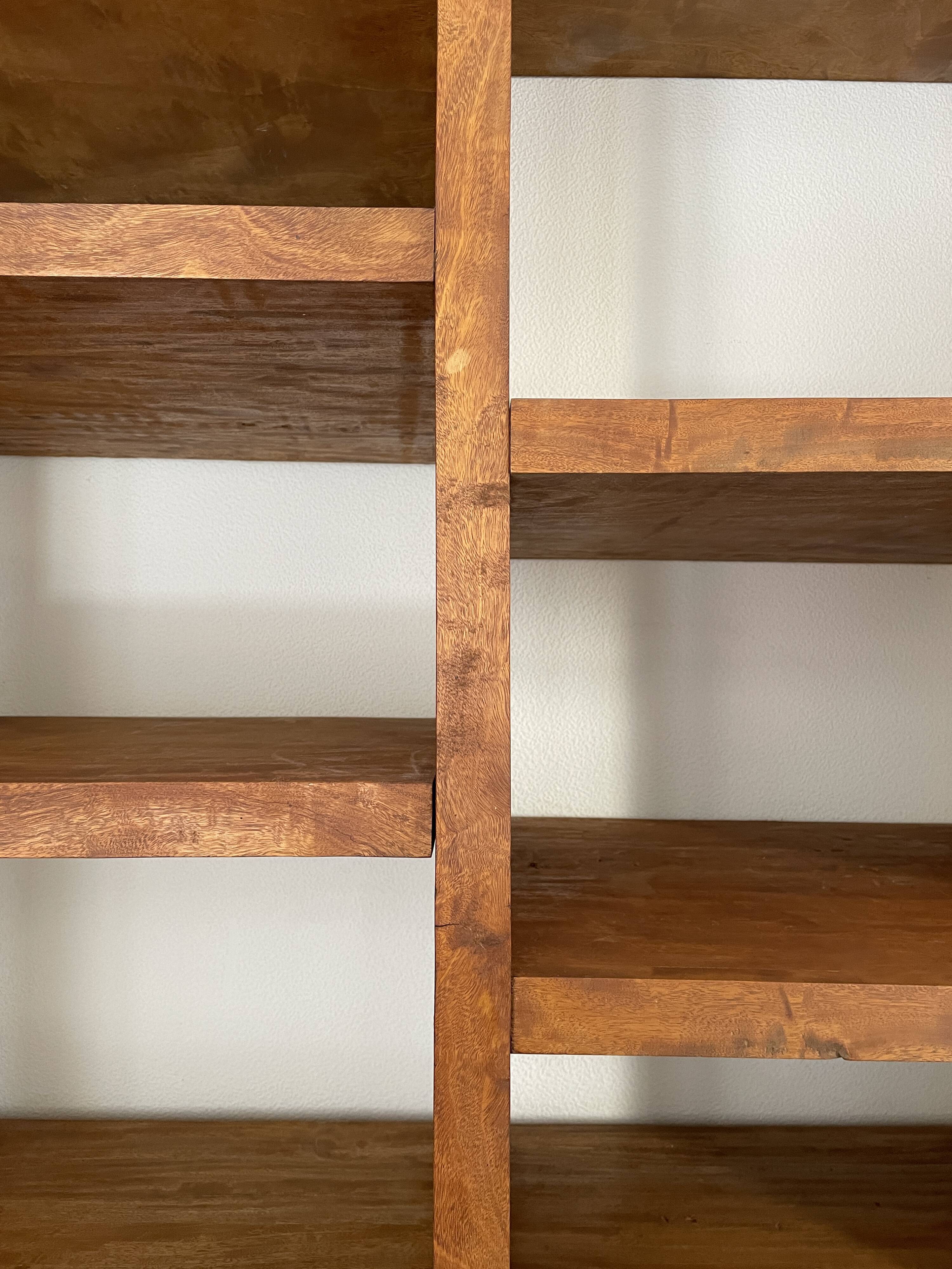 Bibliothèque etagère bois massif