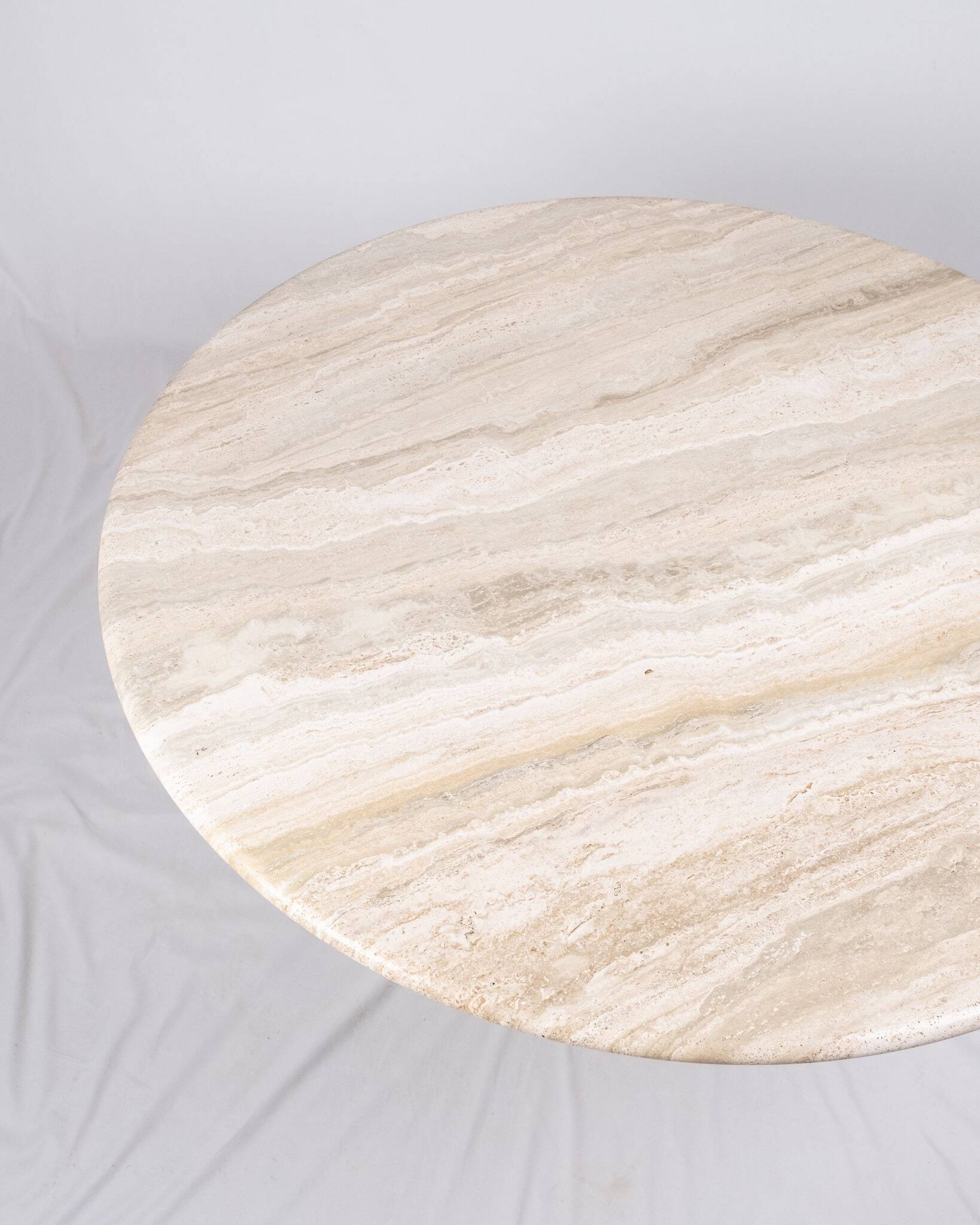 Pedestal dining table in travertine, Stone International, Italy, 1970s