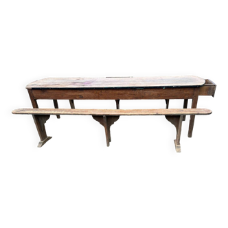 Very large farm table with its 2 benches