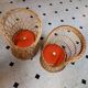 Lot de 2 fauteuils enfants en rotin, vintage 1970, avec coussin orange