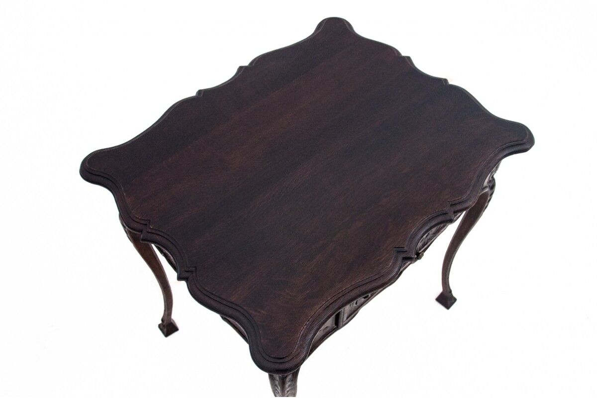 Antique table, Western Europe, late 19th century. After renovation.