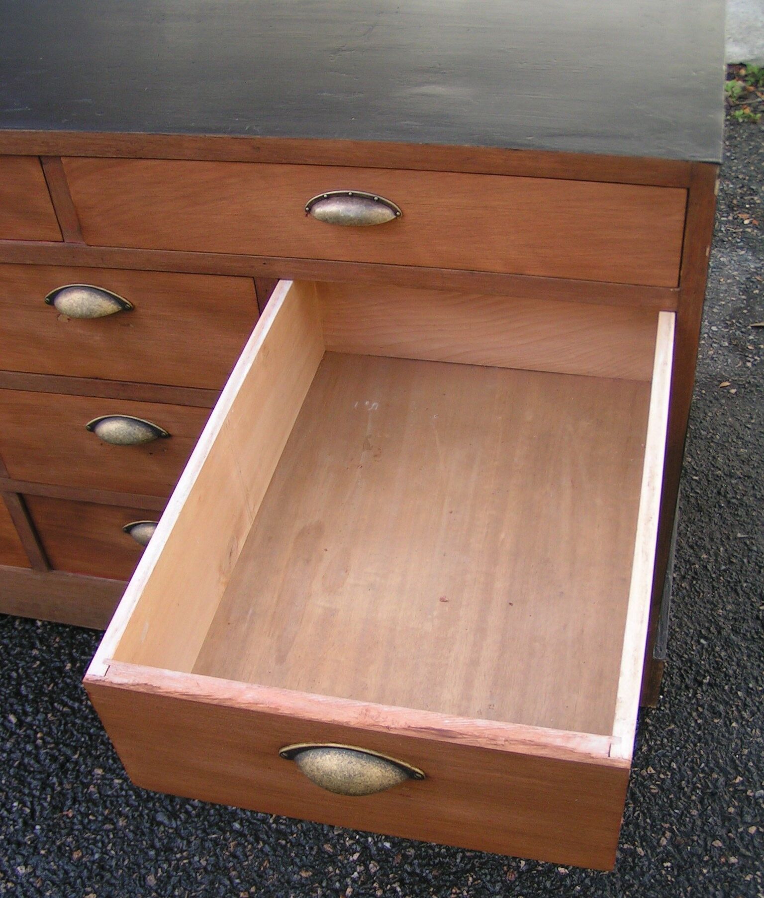 Furniture craft 11 drawers