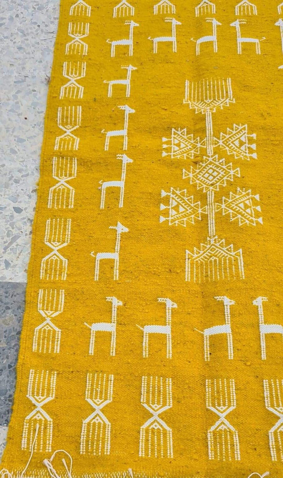 Berber yellow and white carpet 115x63cm