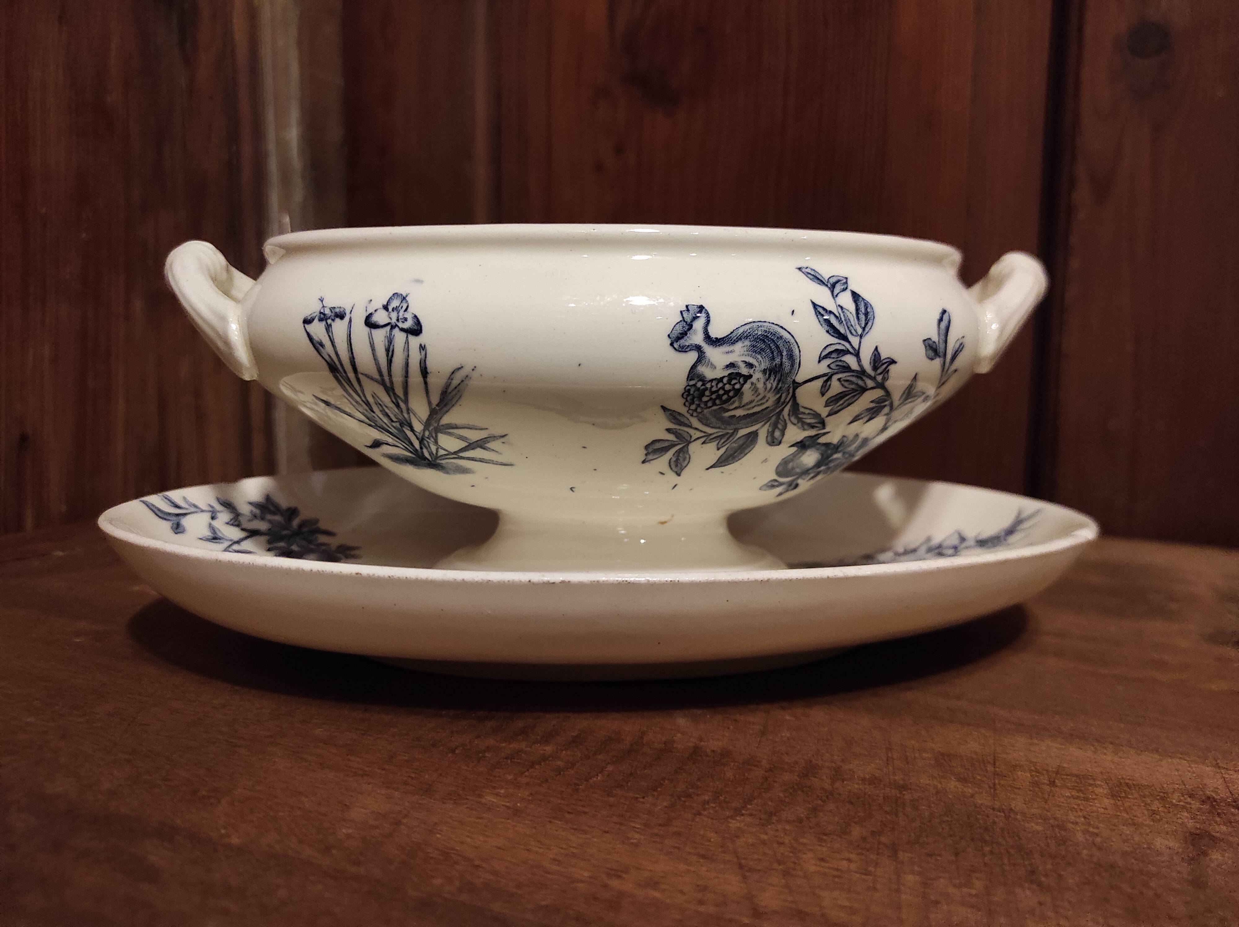 French vintage sauce boat, R. Lafitte, Terre de Fer, Salins