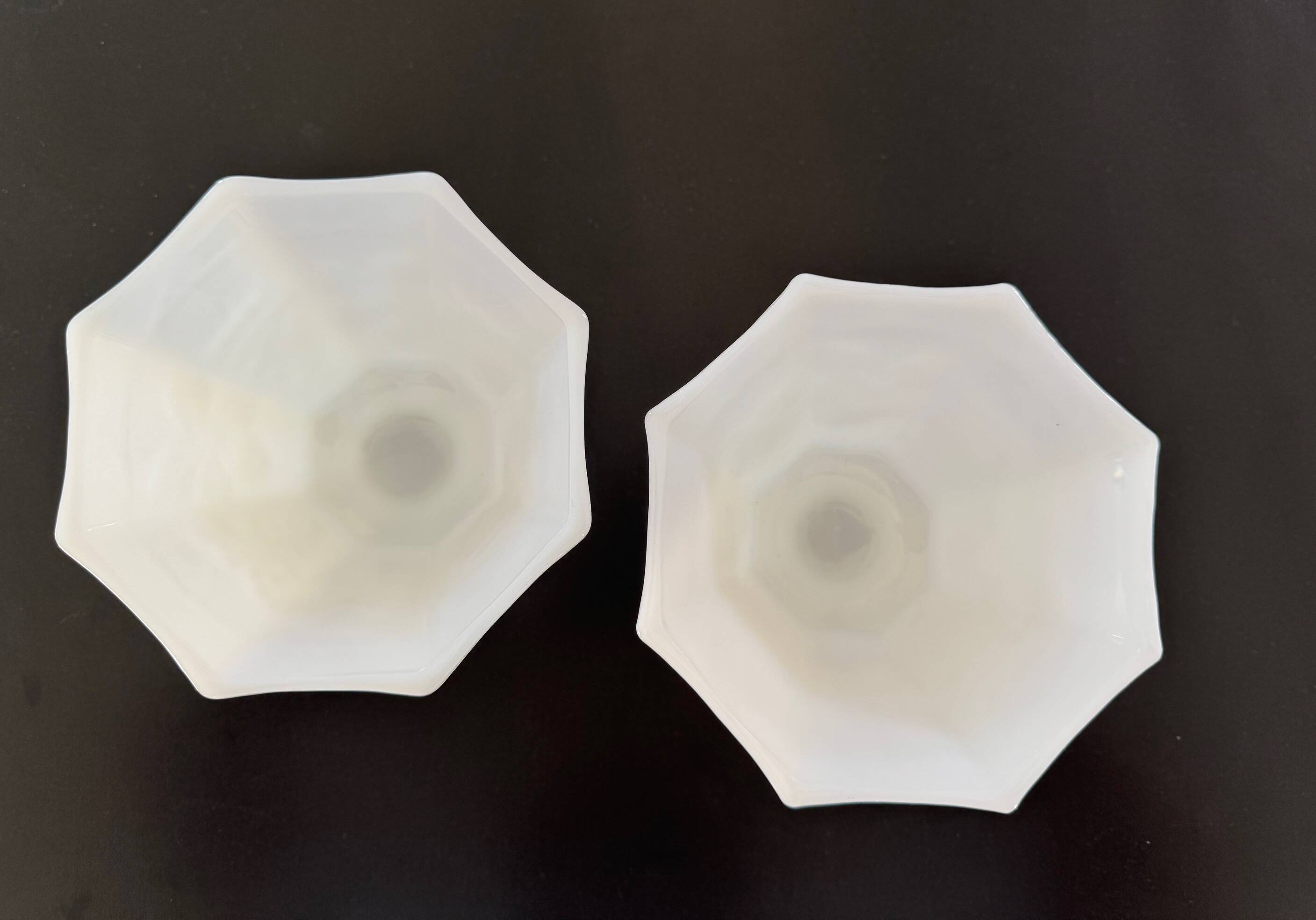 2 Opalines / Milk glass bowls