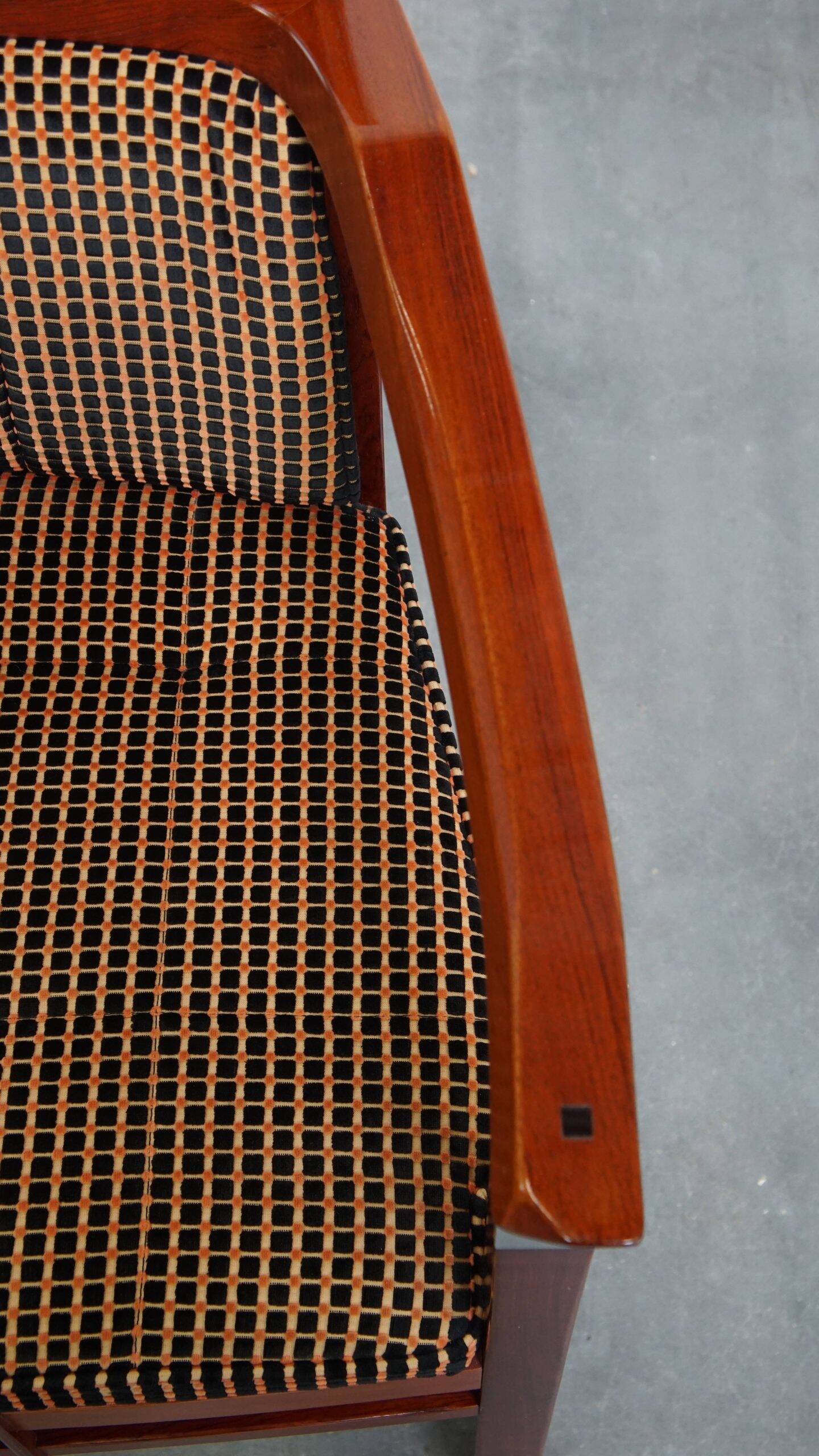 Art Deco side chair with armrests by Schuitema from the Decoforma series