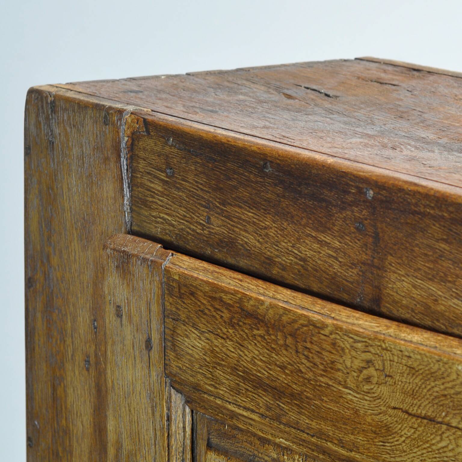Antique oak cabinet, circa 1820