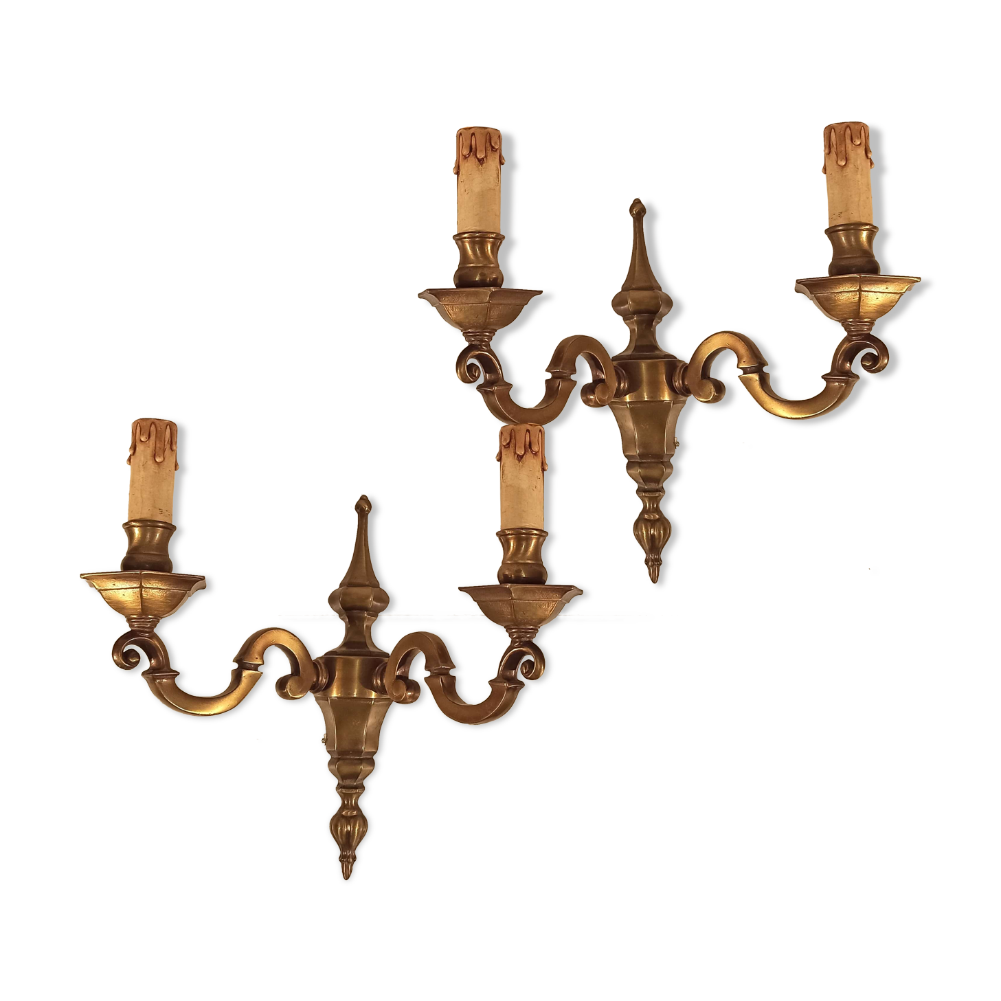 Pair of old Art Deco double lights appliques in bronze