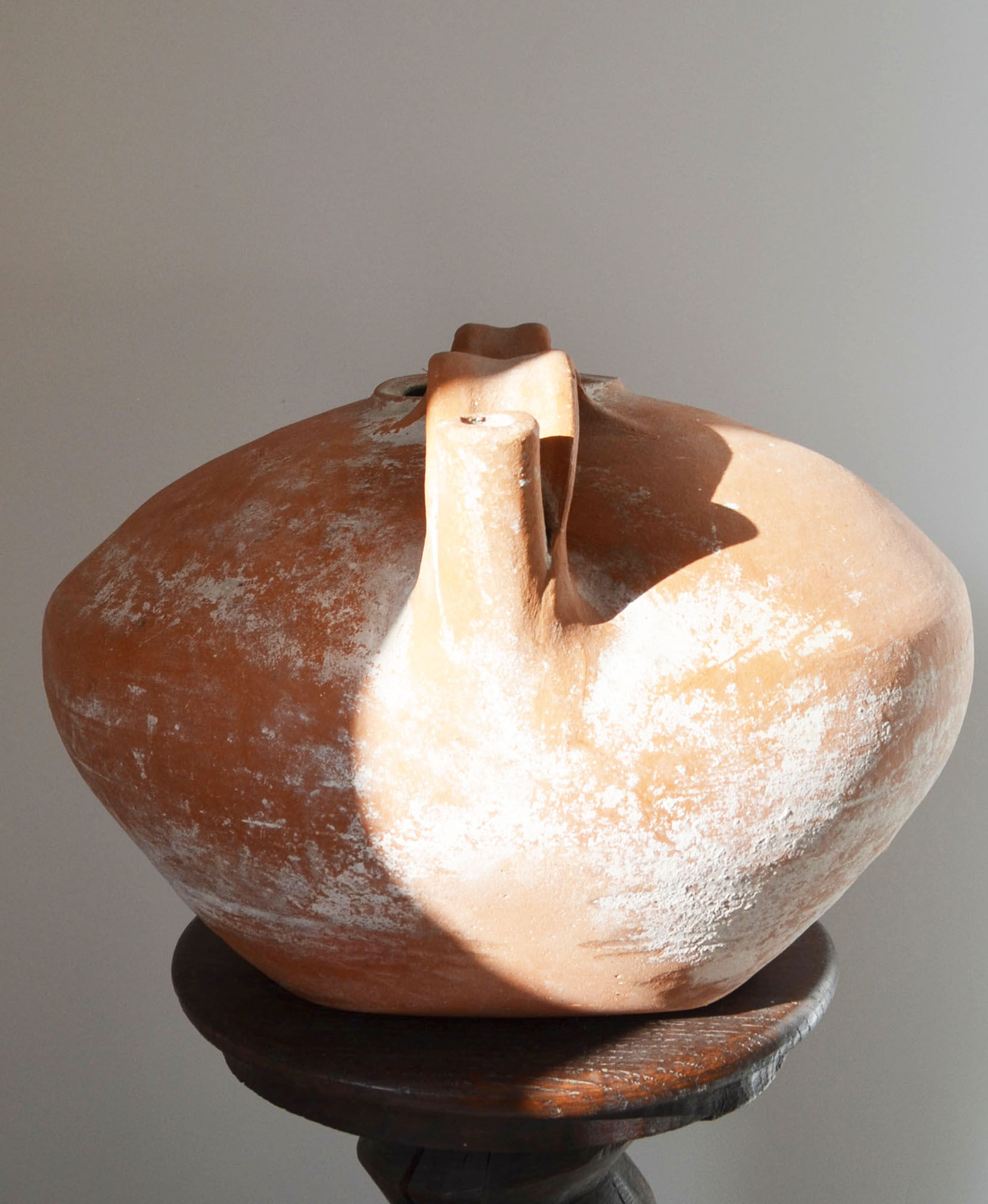 Water head jug or dourne