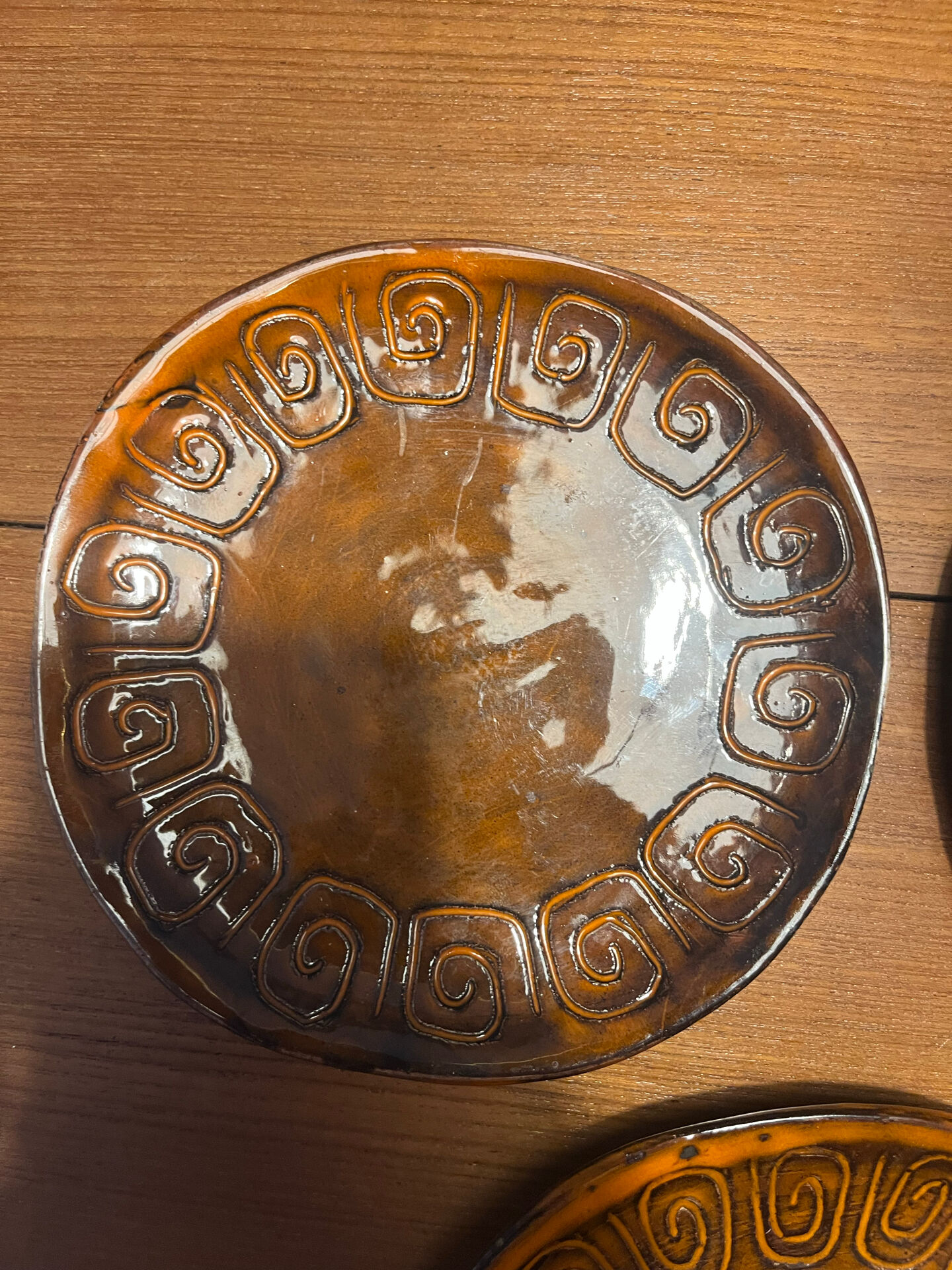 6 handmade ceramic plates – Alain Maunier, Vallauris – Year