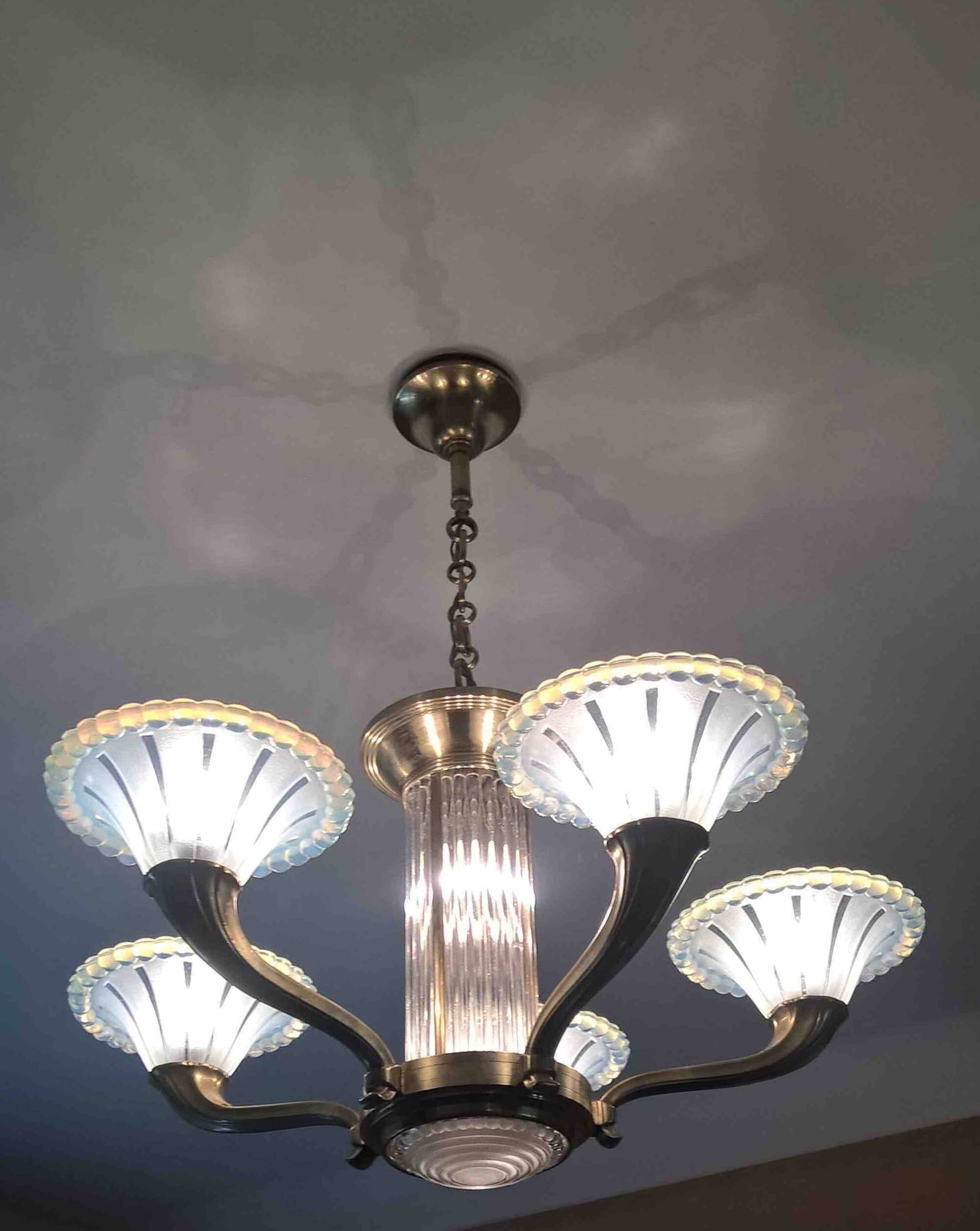 Art Deco chandelier signed Petitot opalescent glass