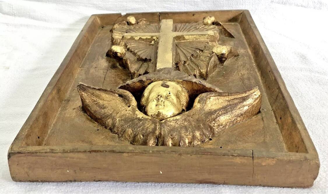 Panneau d’église en bois doré sculpté XIX