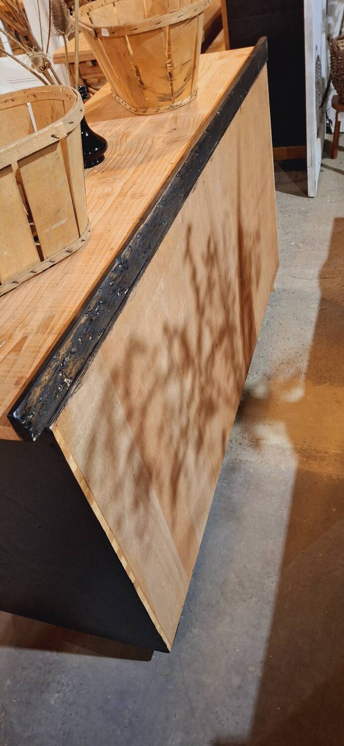 Craft cabinet with drawers