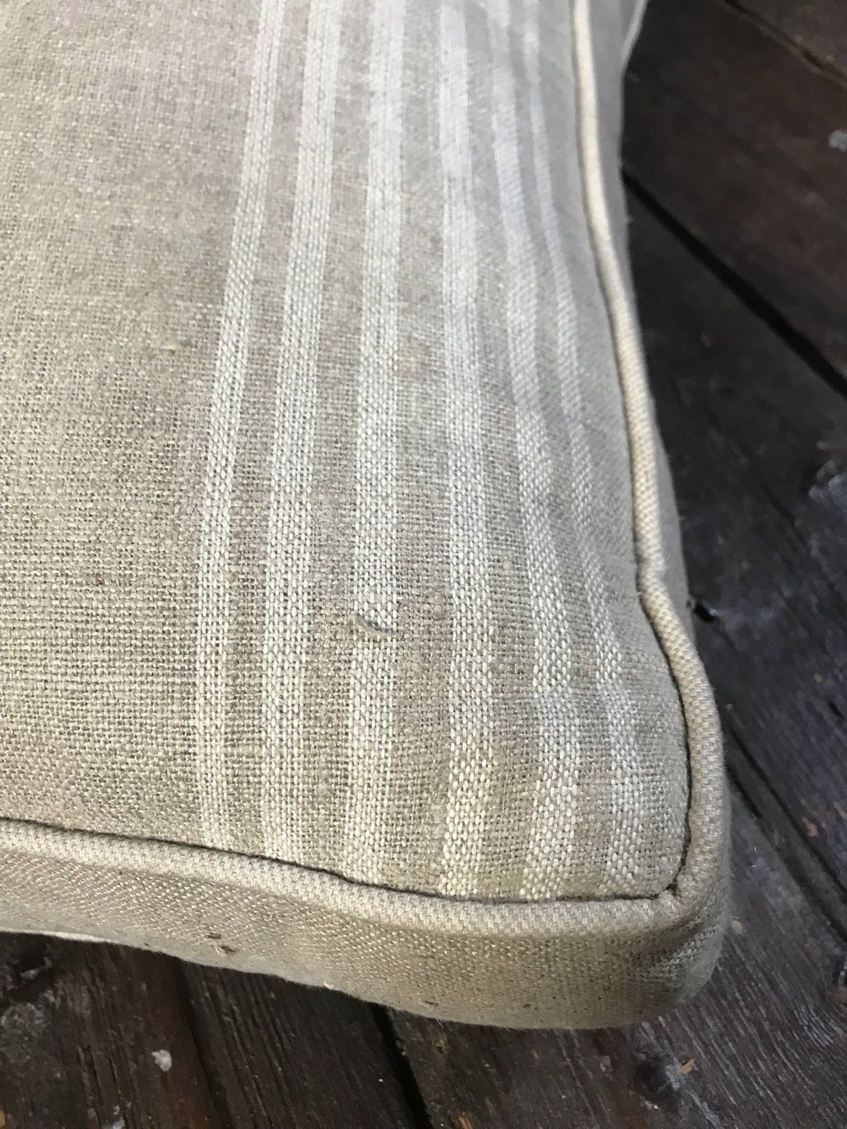 Pouf in fabric