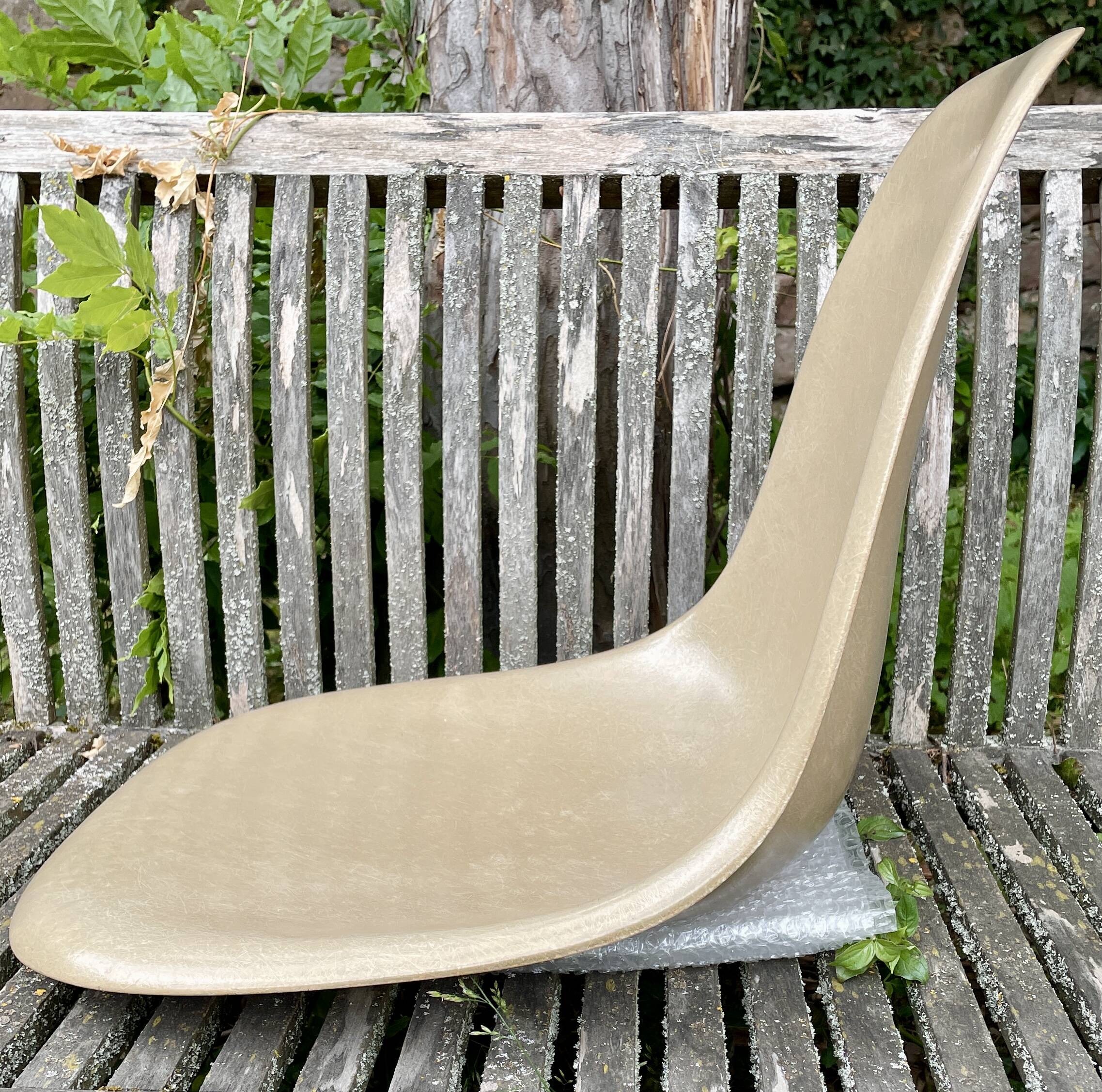 Shell Beige Fiberglass Side Chair Eames Vintage by Herman Miller