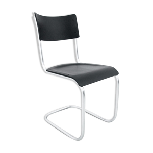 chaise conçue par Mart