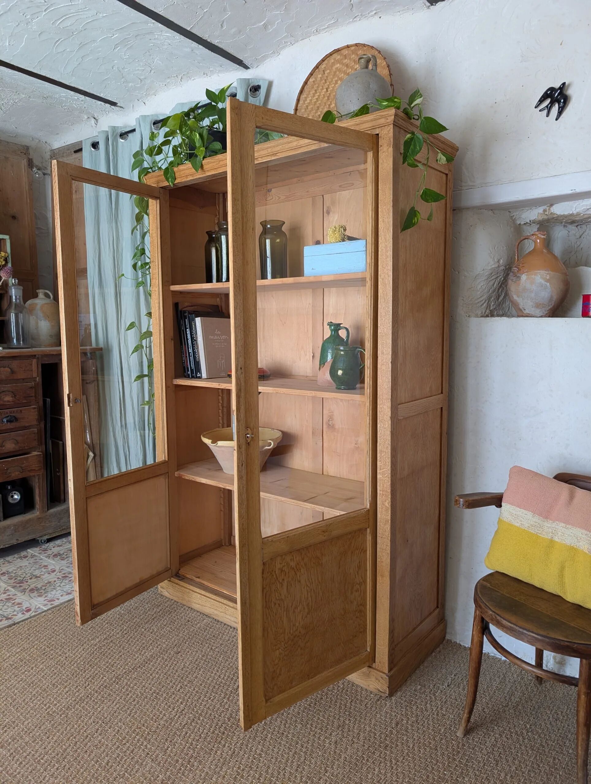 Vintage 1950s light oak school display cabinet – Vintage bookshelf