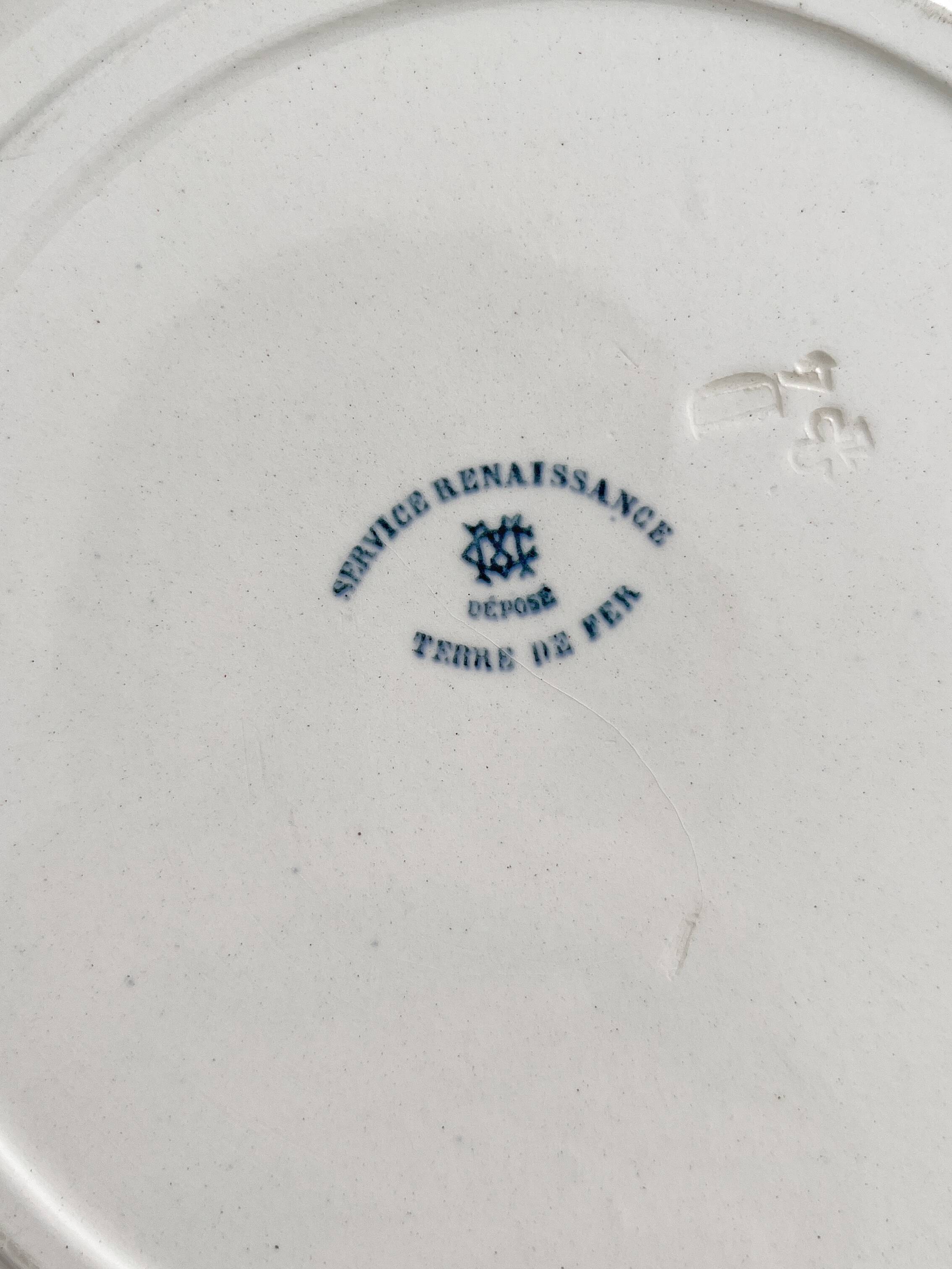 6 iron earthenware flat plates "Renaissance" Creil et Montereau