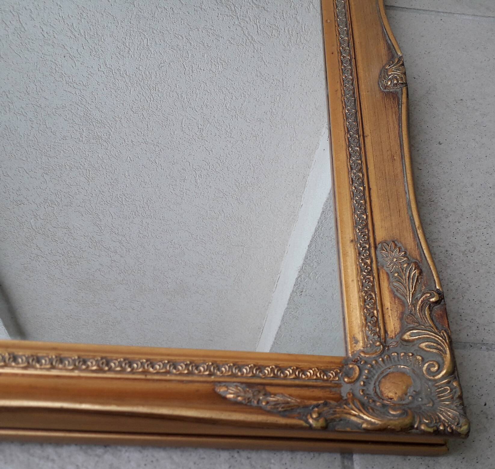 Rectangular gold mirror