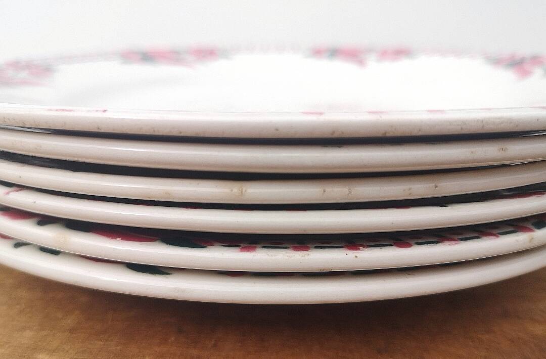 Old flat plates, in earthenware, Céranord St Amand factory