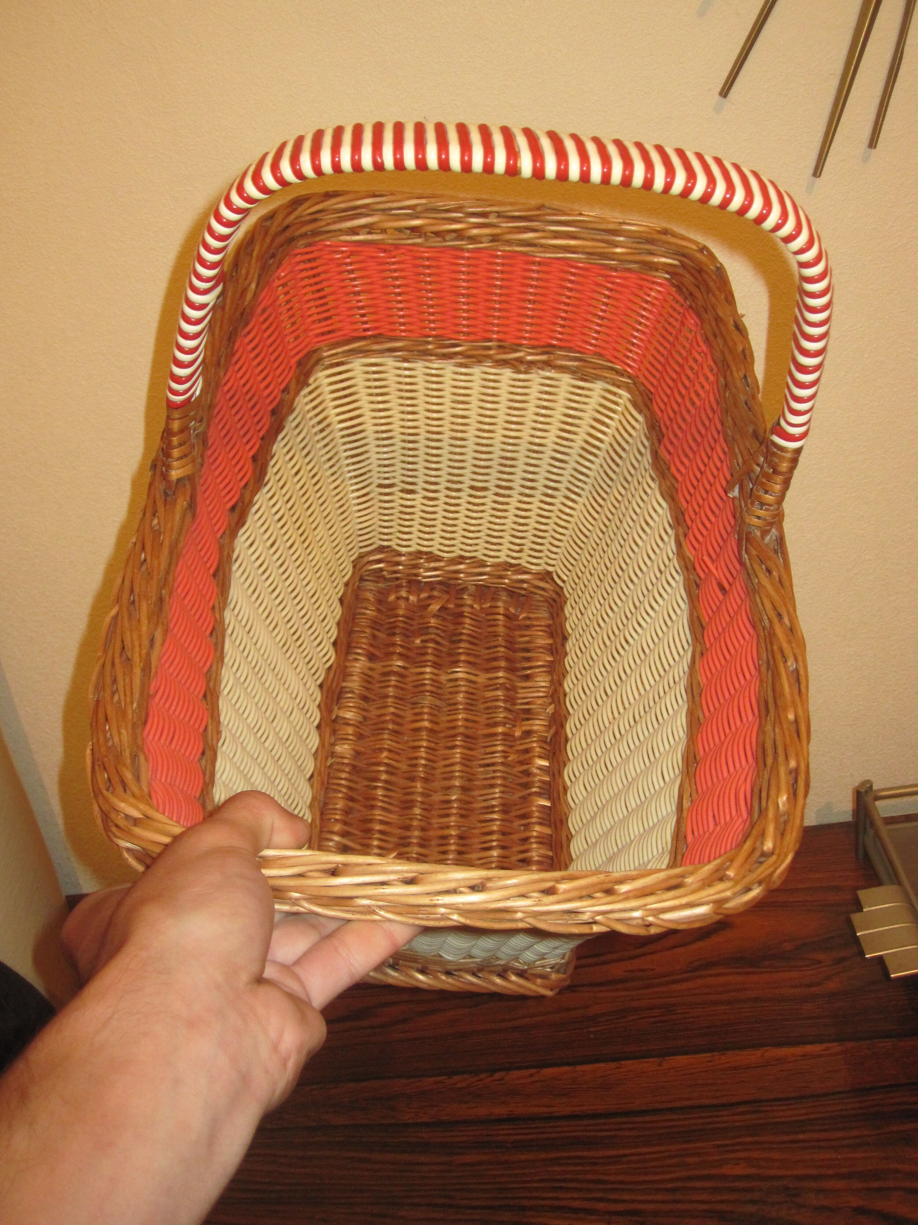 Panier scoubidou et rotin vintage
