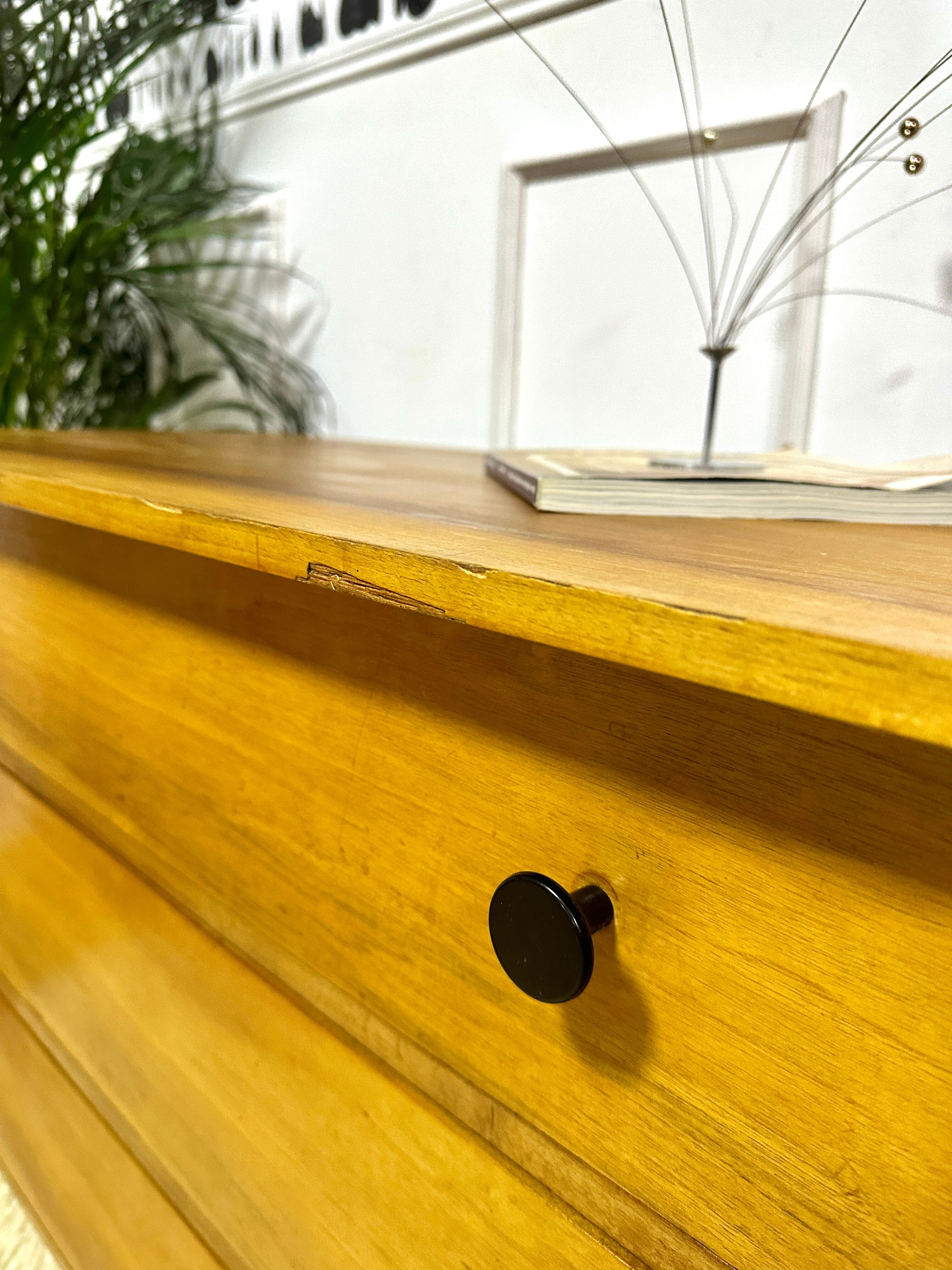Vintage chest of drawers feet black metal